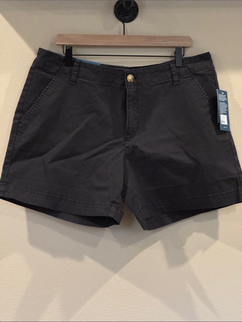 NWT Jag Jeans Black Women’s Casual Chino Shorts size 16 mid rise